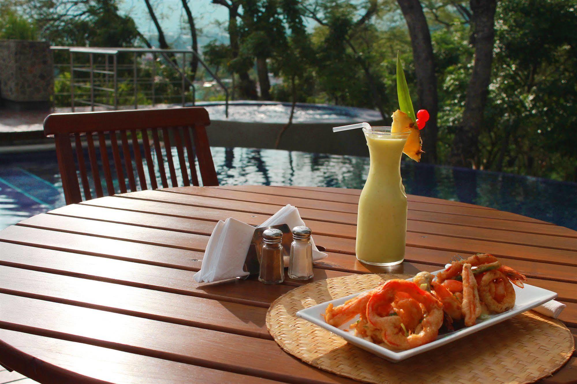 Kawilal Hotel อามาติตลัน ภายนอก รูปภาพ